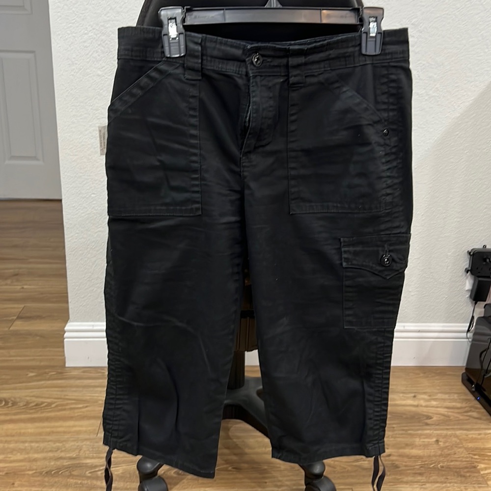 Jones New York cargo shorts
